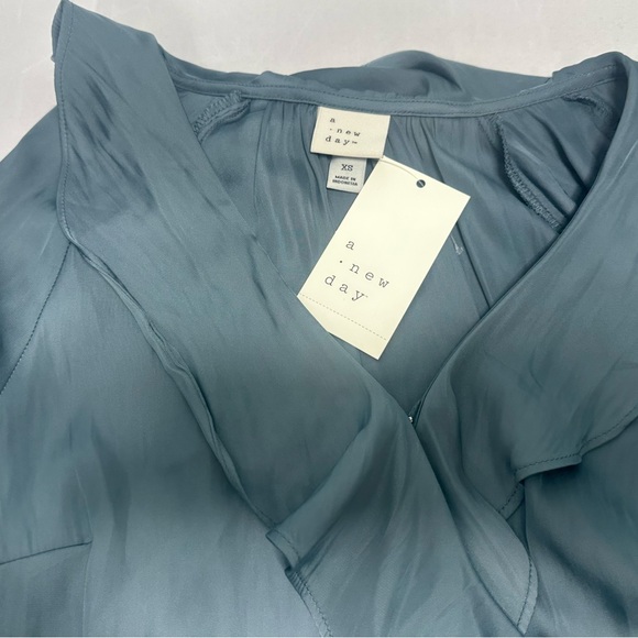 NWT A New Day Teal Women's Blouse - Picture 4 of 8